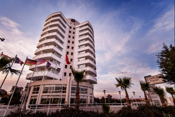 The Corner Park Hotel